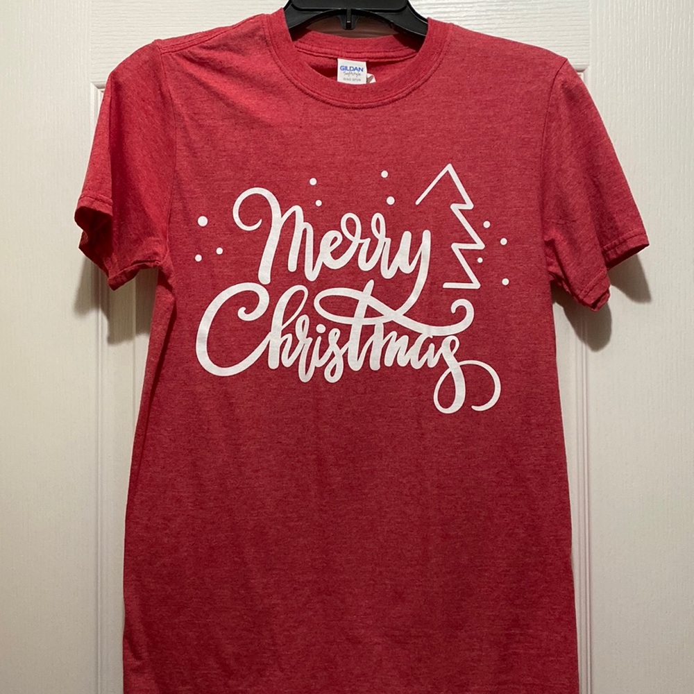 Merry Christmas shirt size small